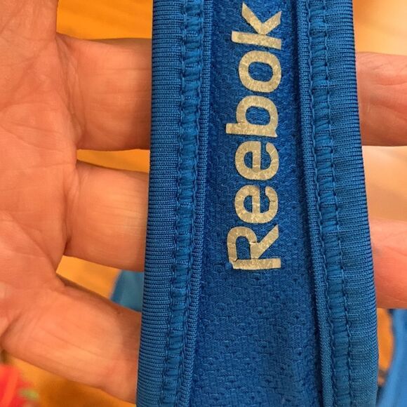 Reebok Size Medium Blue sports bra - Picture 4 of 5